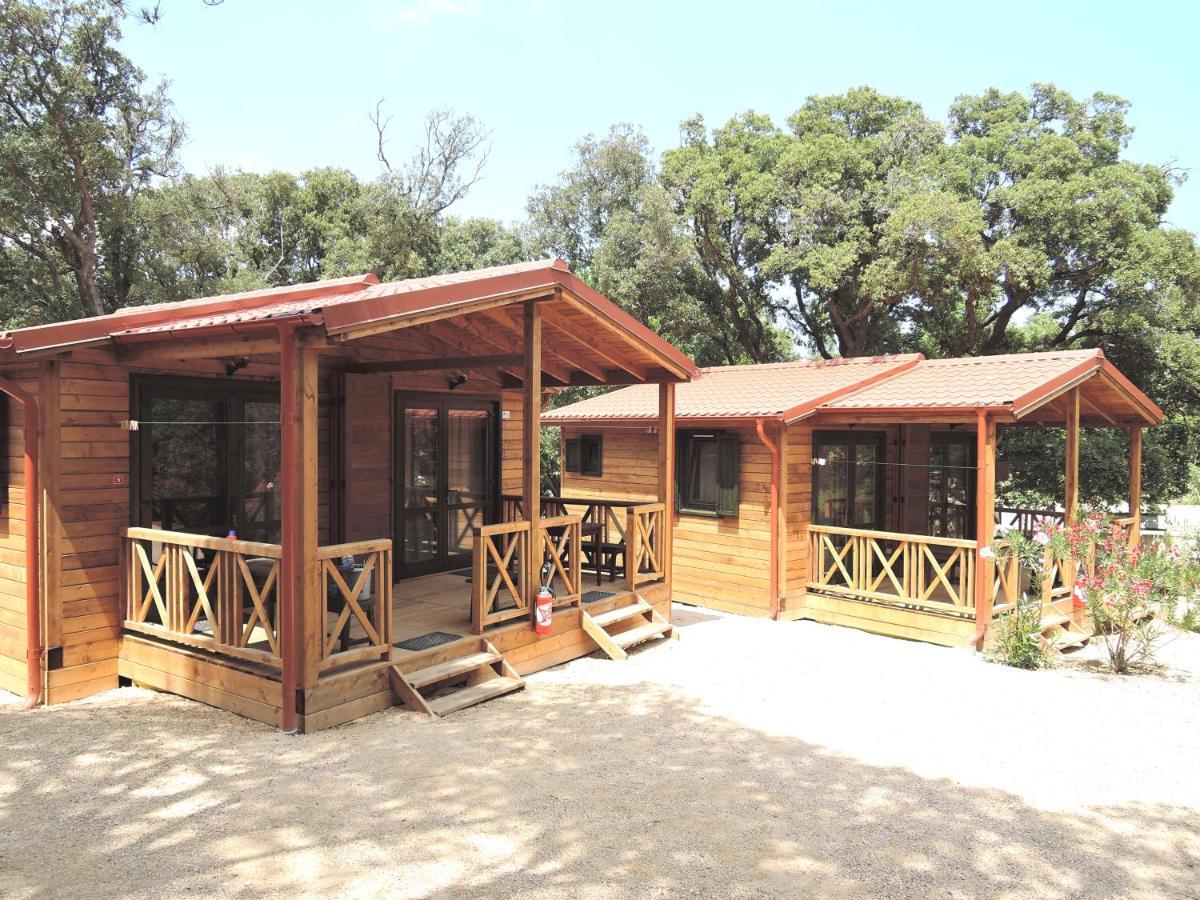 Feriendorf La Mora Calvi  Kültér fotó