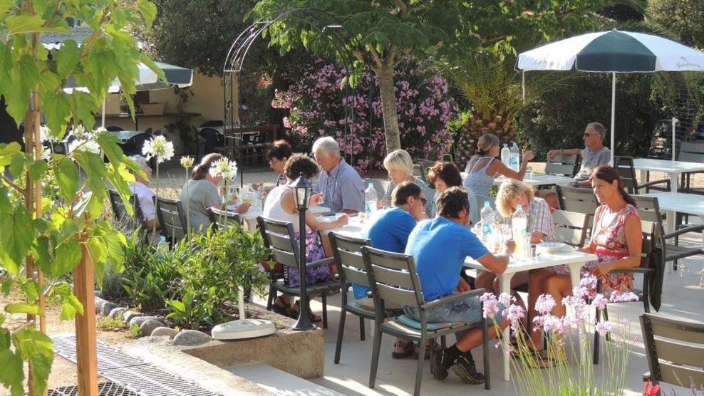 Feriendorf La Mora Calvi  Kültér fotó